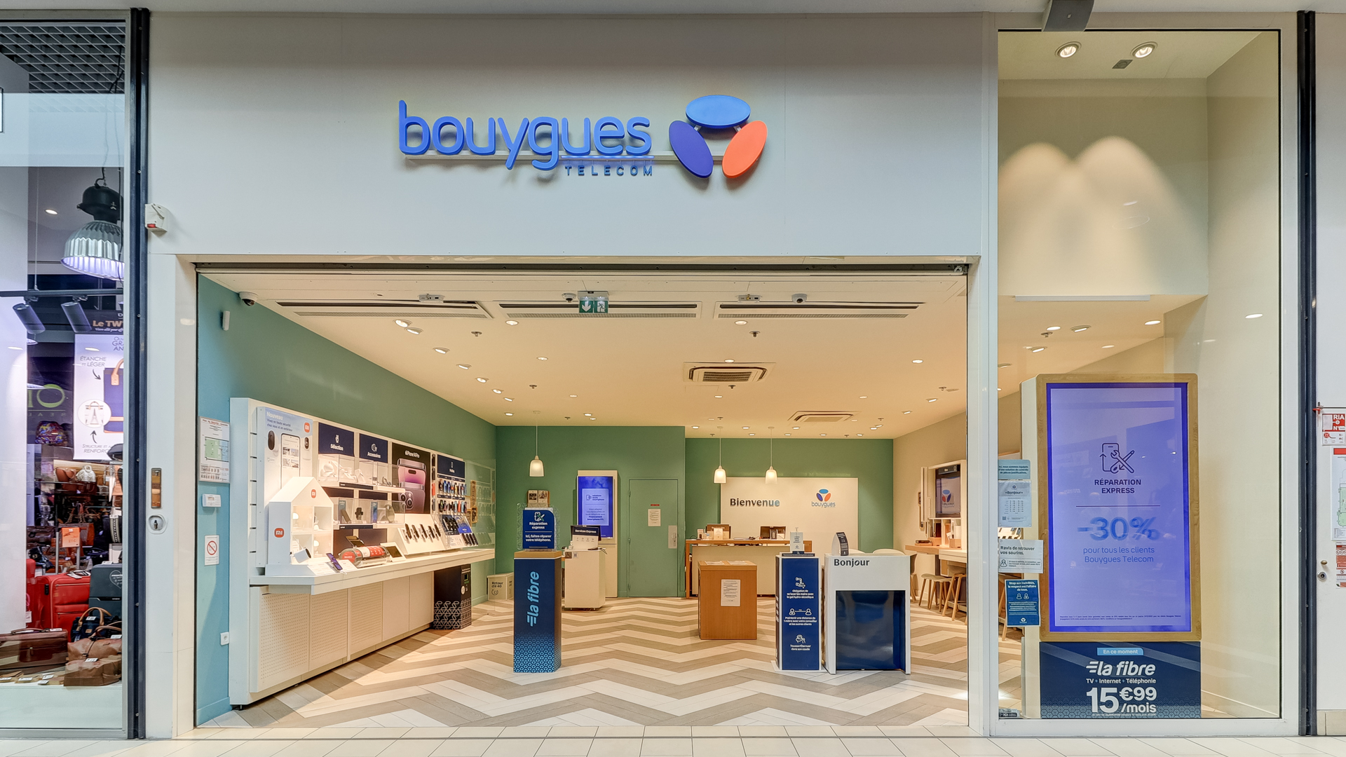 Boutique BOUYGUES TELECOM CC MACON NORD