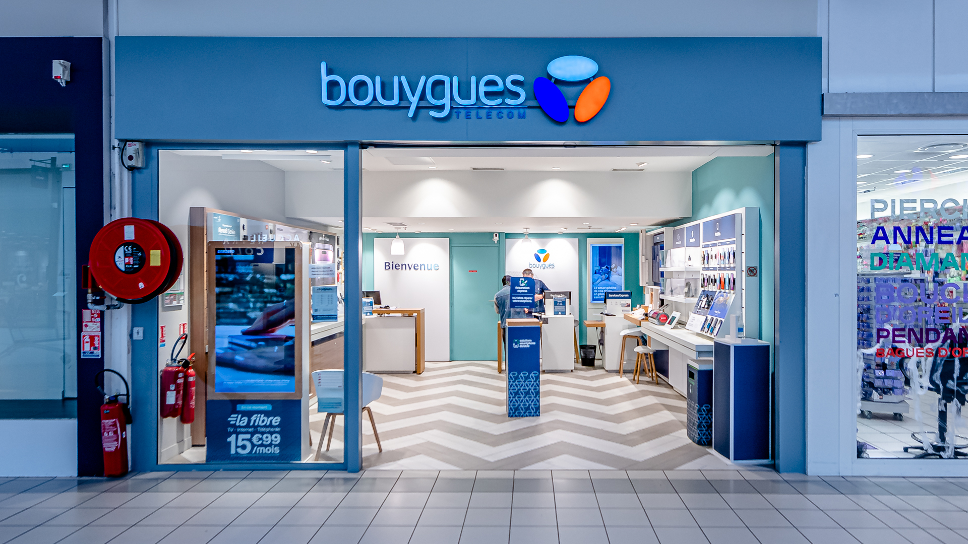 Boutique BOUYGUES TELECOM CC LORMONT RIVE DROITE